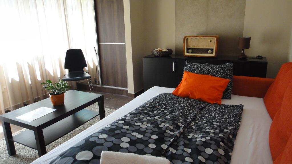 Mgtels Apartman - With Private Parking Budapest Exterior photo
